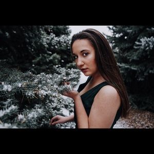 Meet your Posher, Marissa